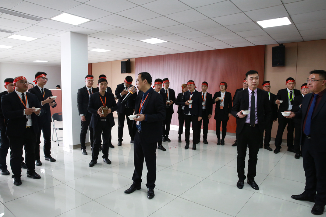厚積薄發2018科恩電器上半年誓師大會